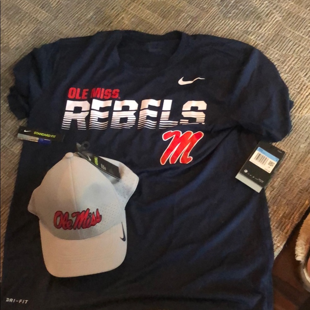 NWT Ole miss Nike dri-fit T-shirt and harry